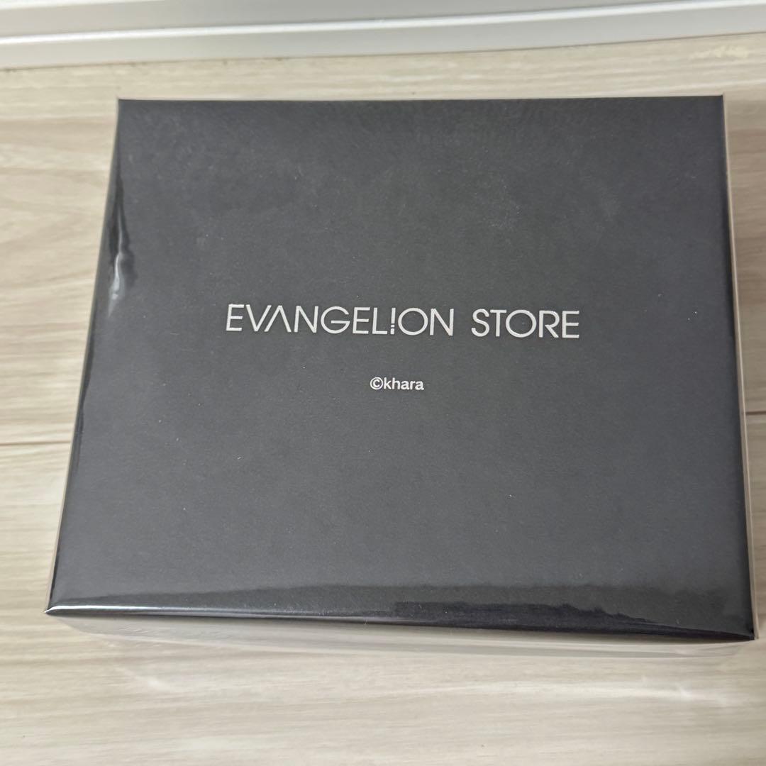 【完全未開封】EVA STORE オリジナル メモリアルクリスタル綾波レイ