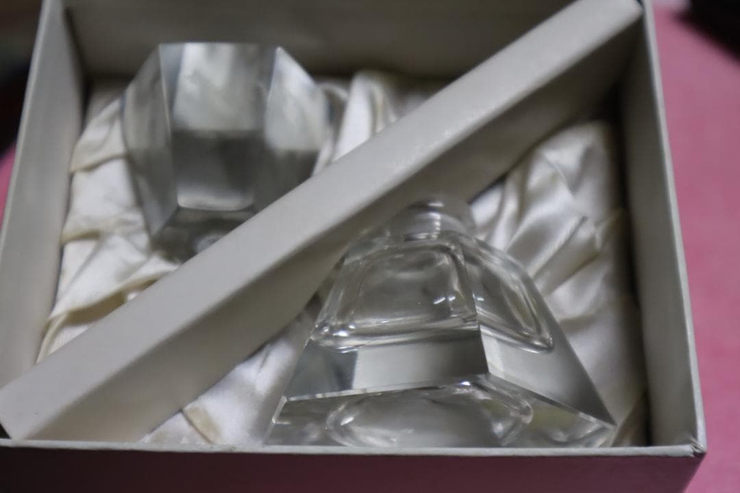 香水瓶　保谷クリスタル 銀座 和光　非売品
