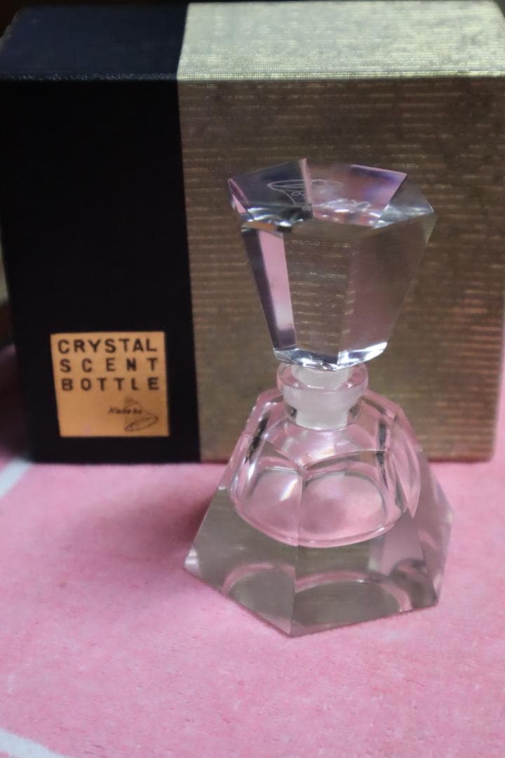 香水瓶　保谷クリスタル 銀座 和光　非売品