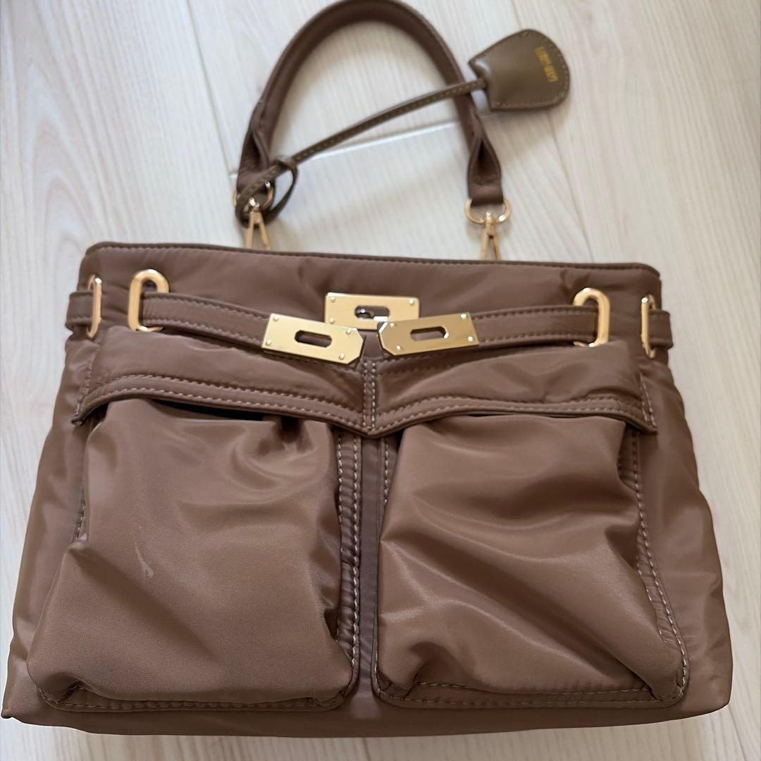 ブラウン ナイロン ショルダーバッグ