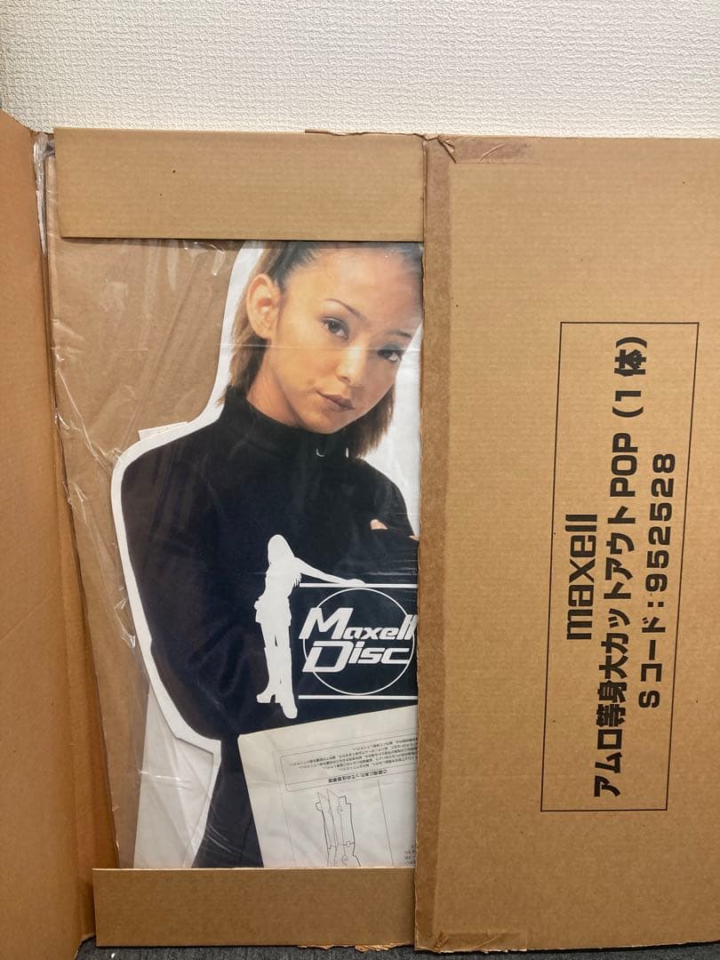 安室奈美恵等身大パネル