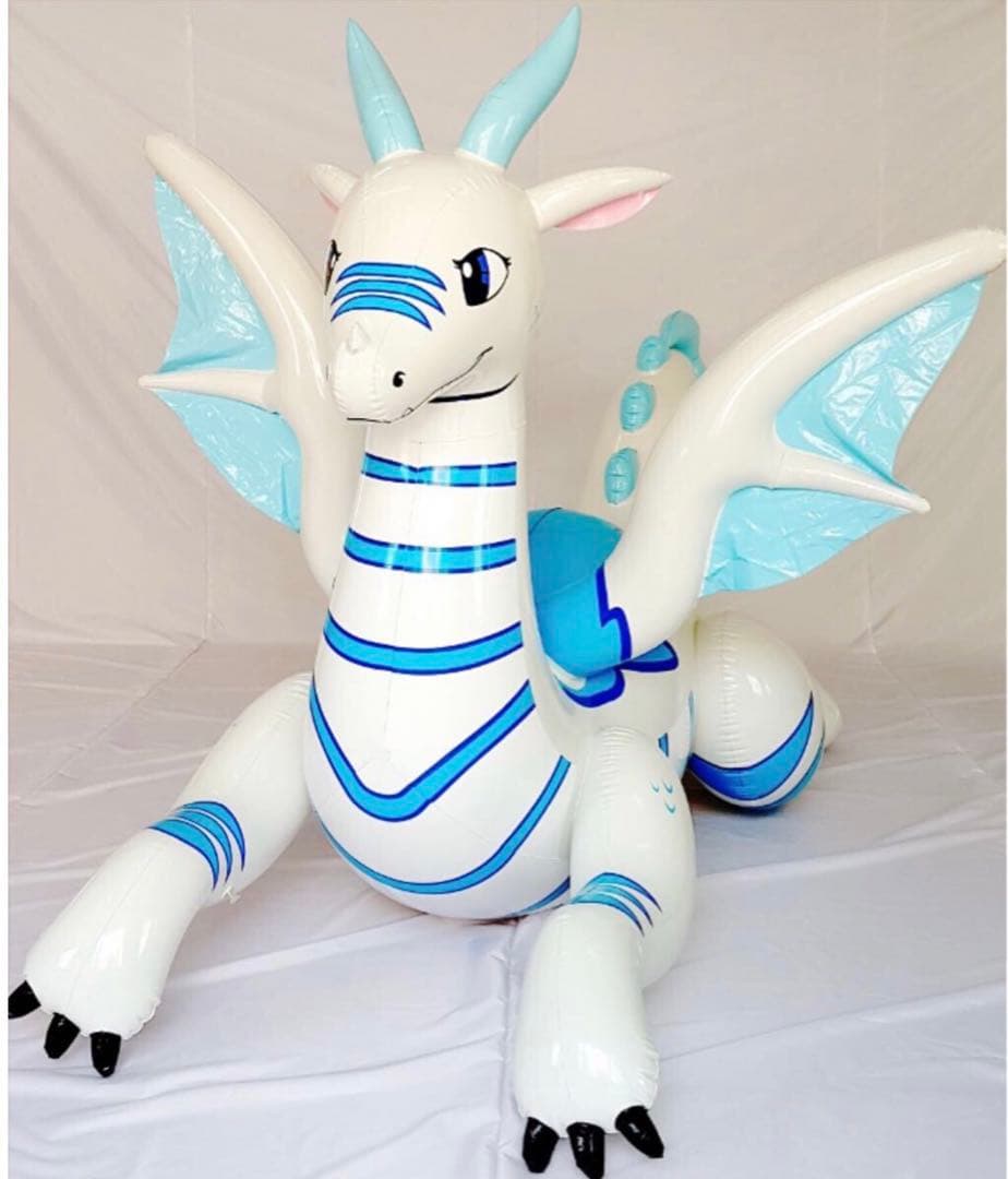 ホワイトドラゴン　フロート　空気ビニール風船　浮き輪　レア　希少　バルーン