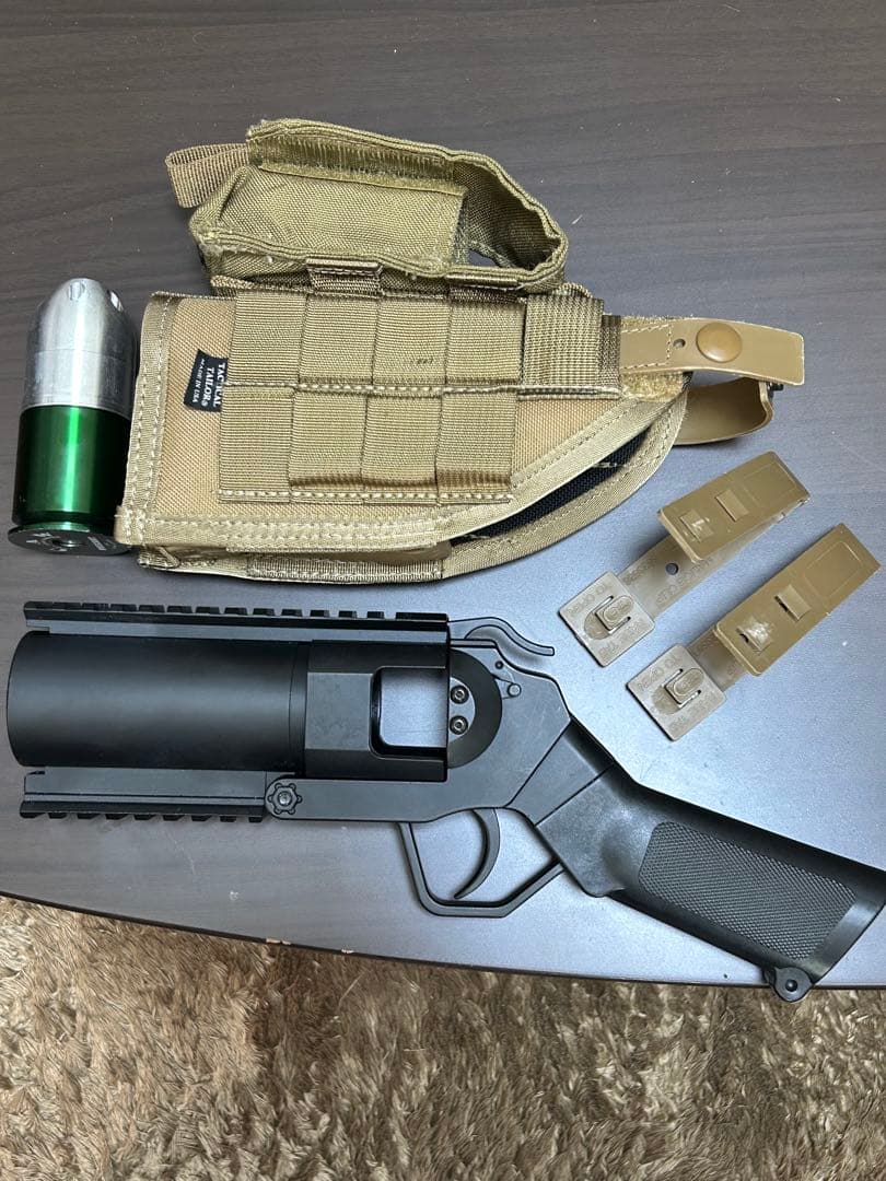 グレネードランチャー タクティカルテイラーホルスター イーグル グレネードポーチ