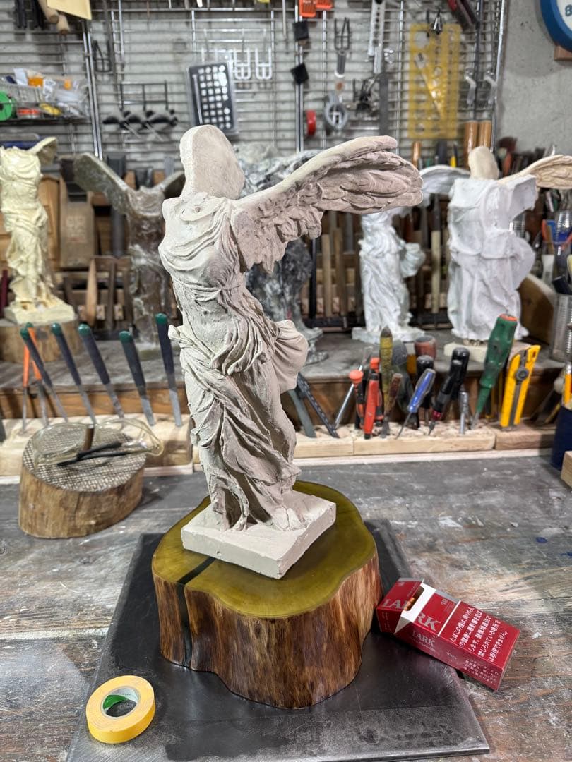 勝利の女神像 サモトラケのニケ 型製作 仕上げ塗装済み完成品 専用台座付き