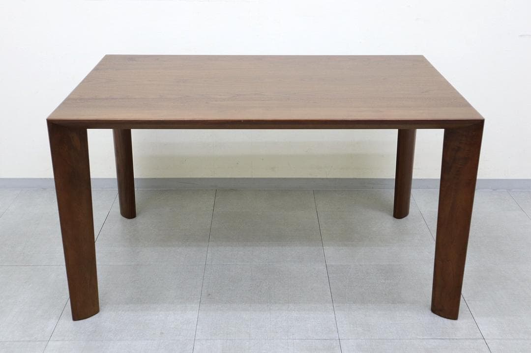 美品 カリモク家具 ダイニングテーブル DU4205 ウォールナット 無垢材