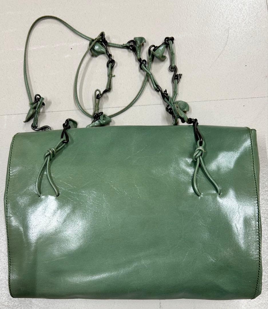 PRADA グリーンレザー ハンドバッグ