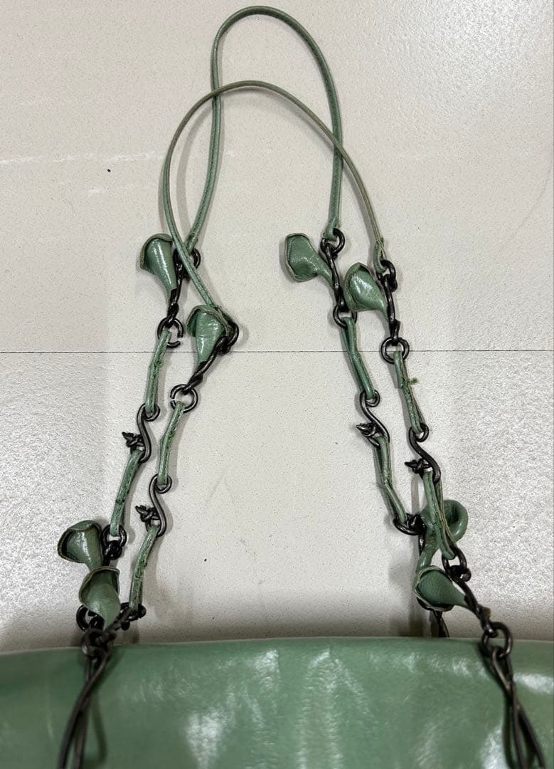 PRADA グリーンレザー ハンドバッグ