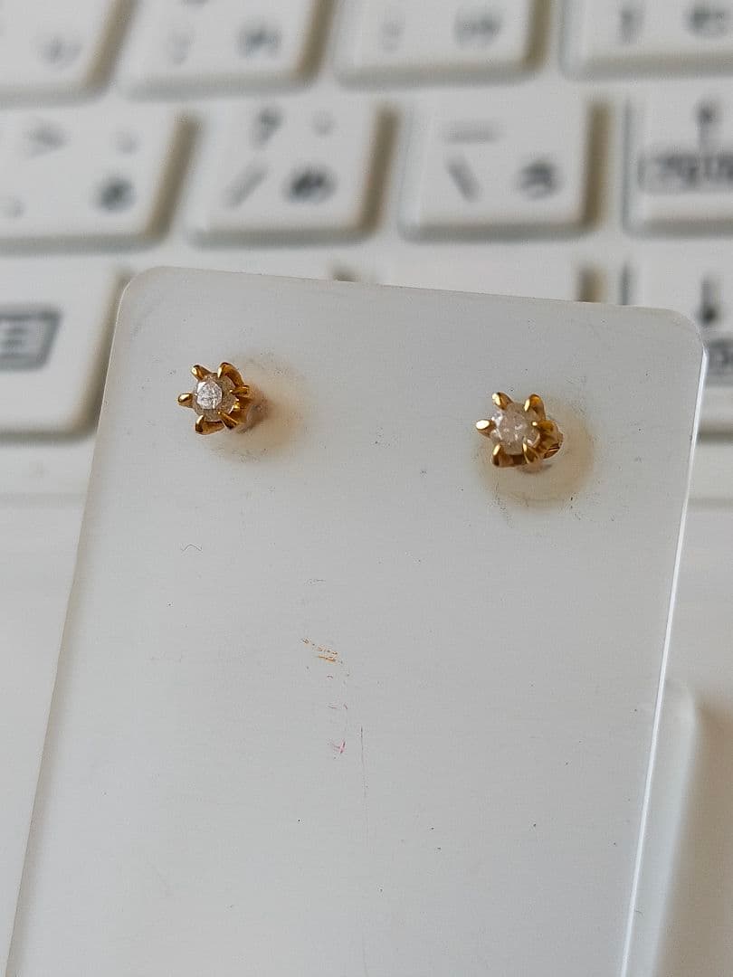 福*ん様 ゴールドスタッドピアス 天然ダイヤモンドK18　ジュエリーツツミ