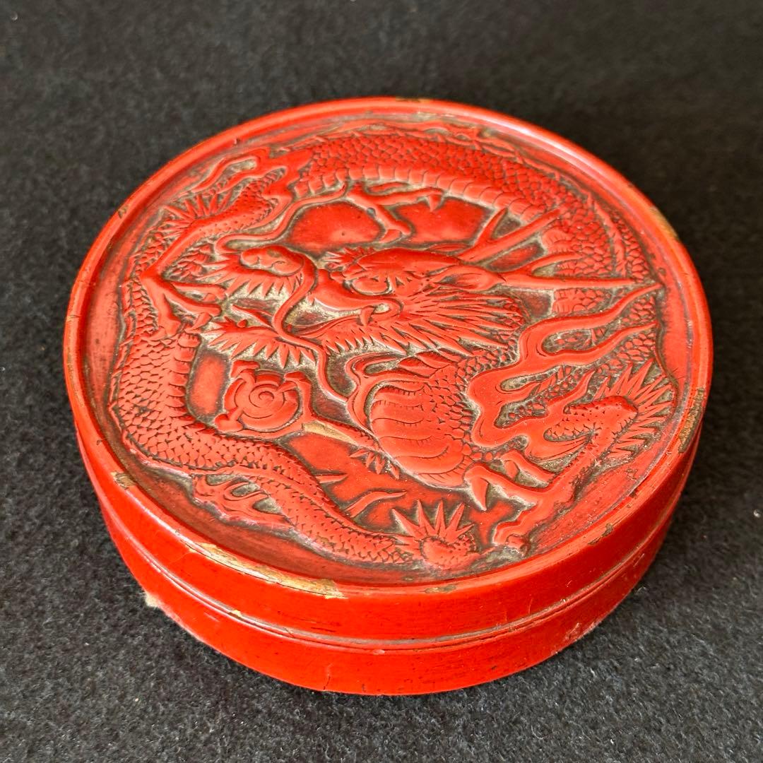 時代　漆芸　堆朱龍図彫印池　時代物　直径11cm中国美術　書道具　印池　漆工芸