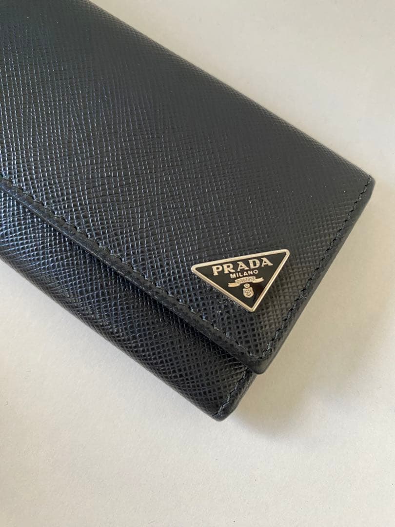 プラダキーケース