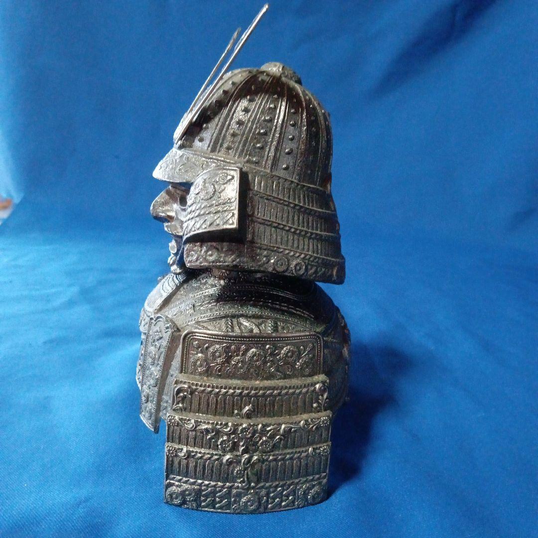 ✥サムライの甲冑•ウイスキーカバー　•戦国武将