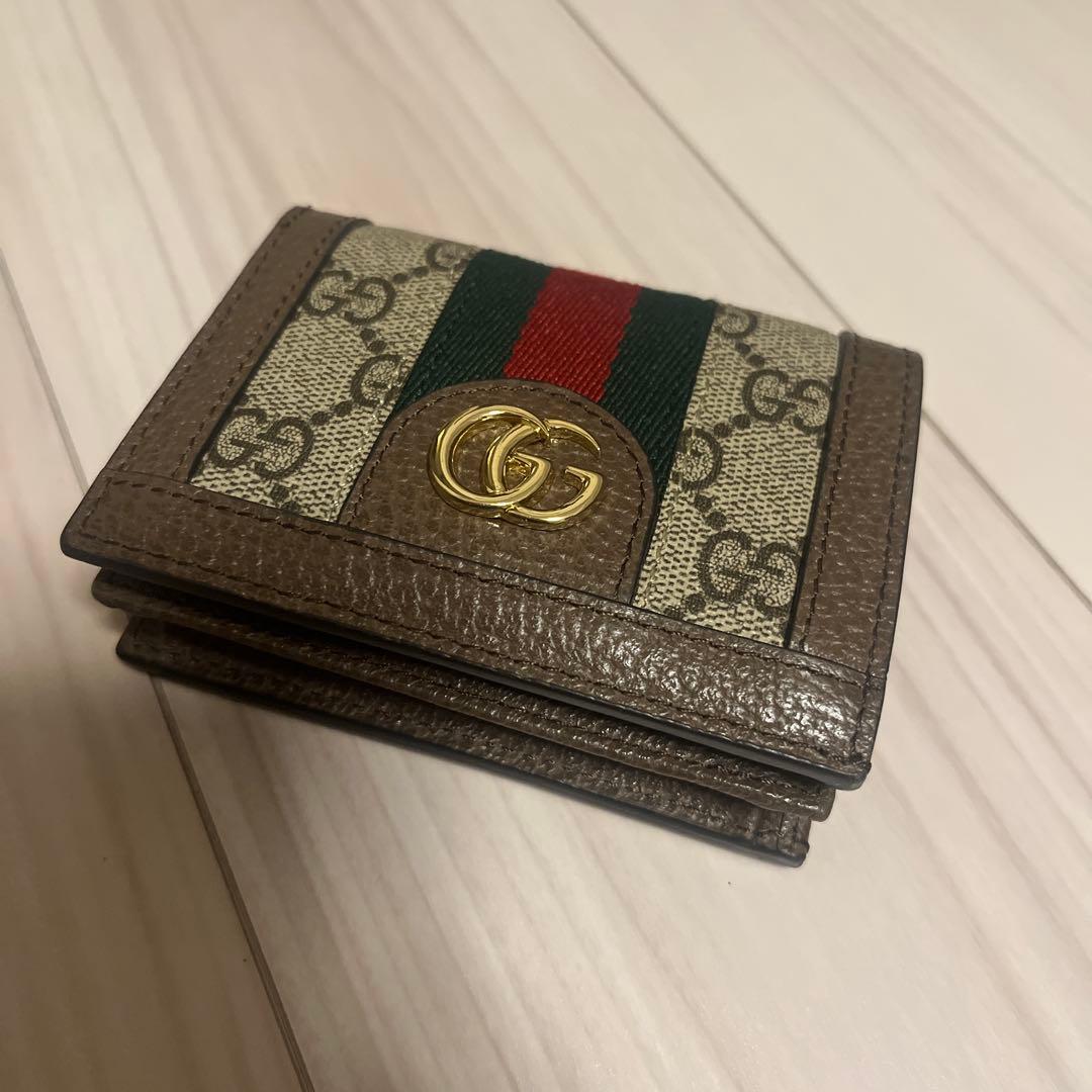 グッチ　財布　マーモント シェリーライン