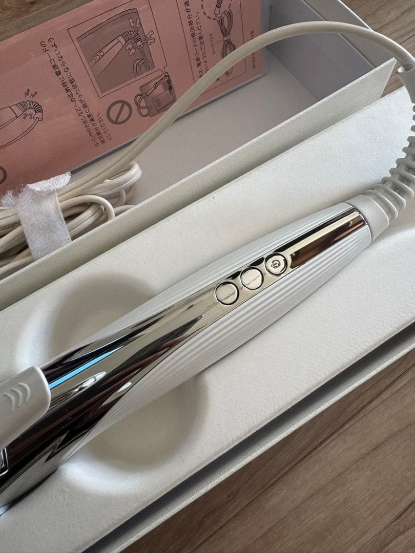 ReFa ホワイト カールヘアアイロン