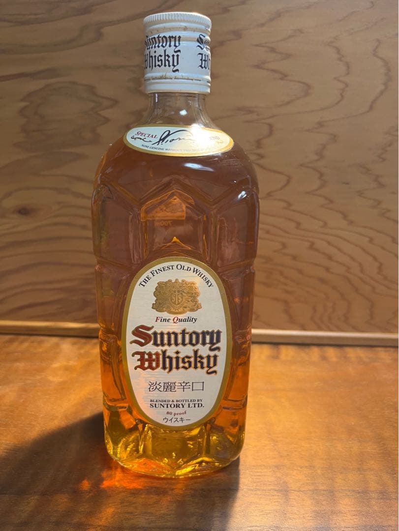 サントリーウイスキー 700ml 古酒　未開封