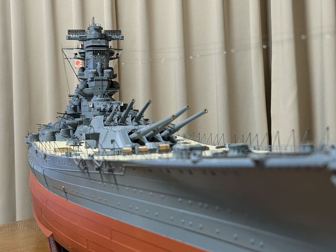 戦艦大和モノクローム1/200　完成品　アクリルケース付き