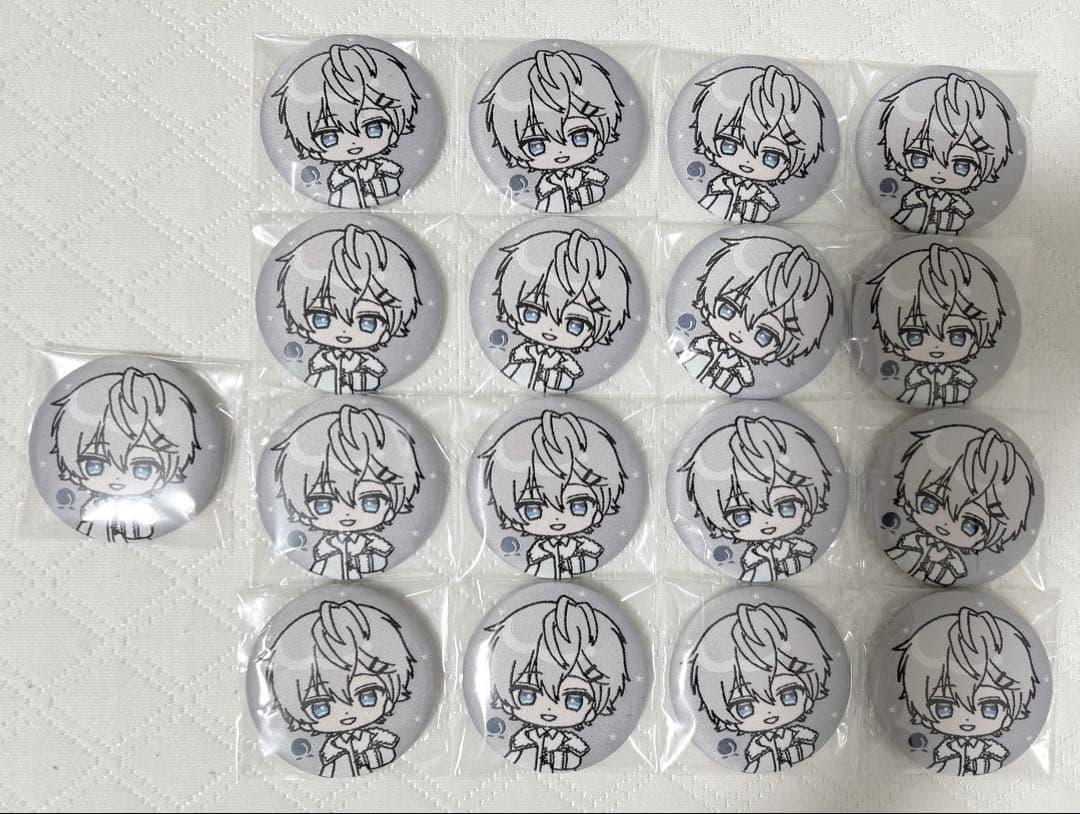 カラフルピーチヒロ刺繍缶バッジ 17個セット