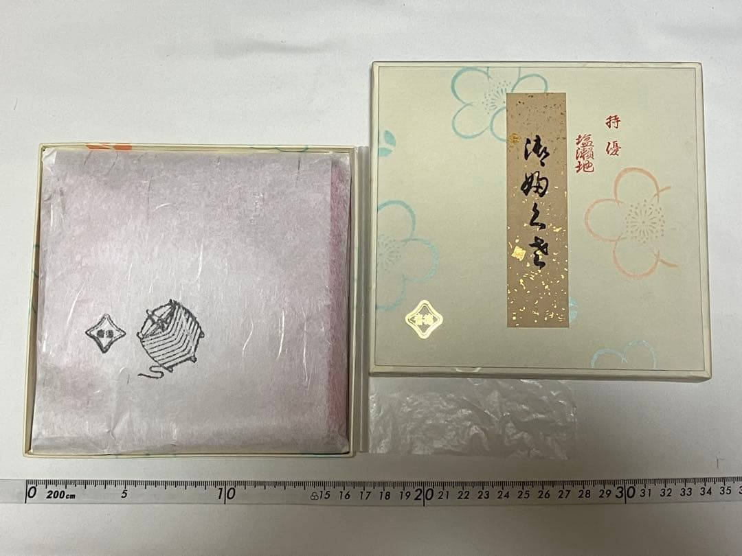 茶道用赤帛紗 横約28cm x 縦約27cm