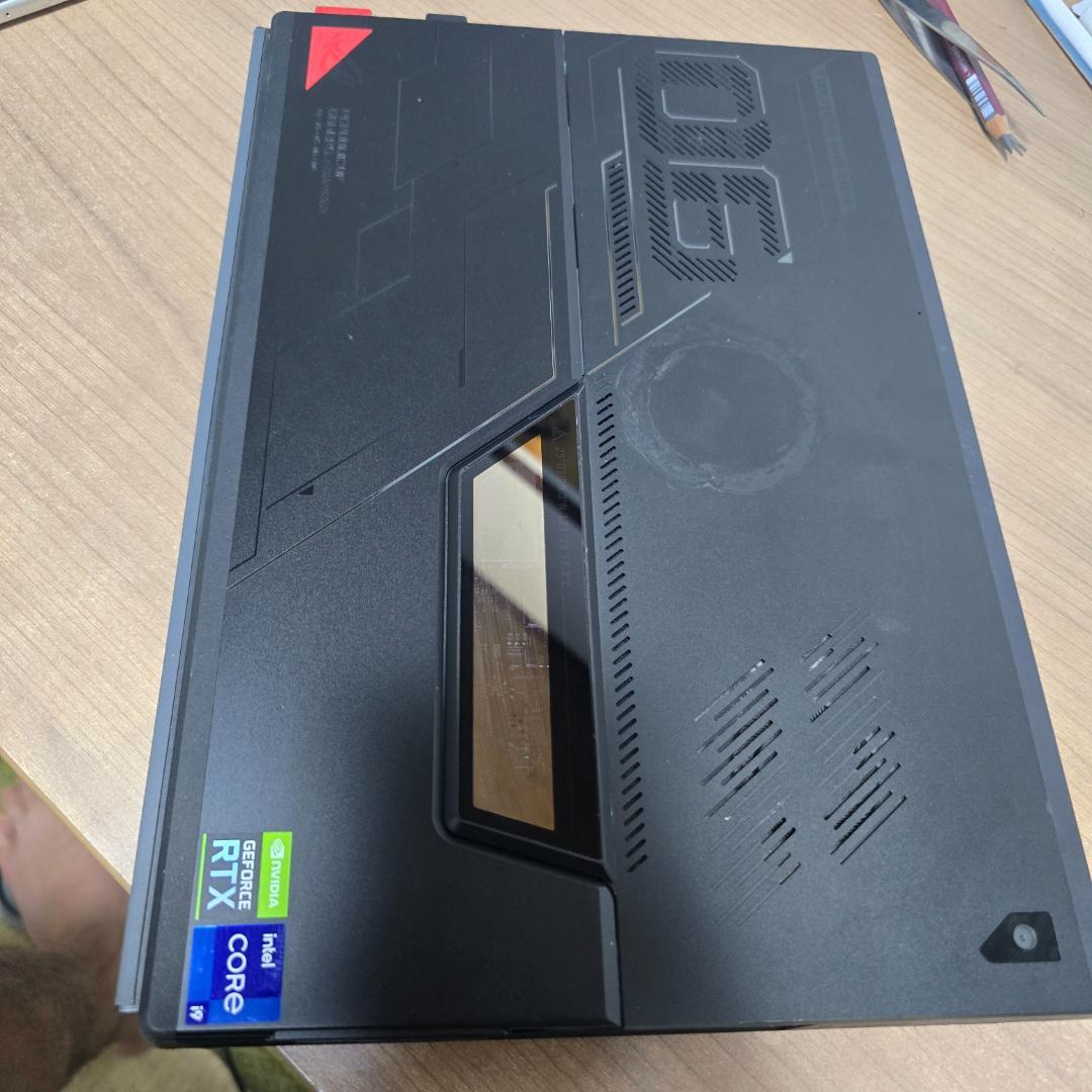 ROG Flow Z13 Core i9 4K 3050TI　2in1