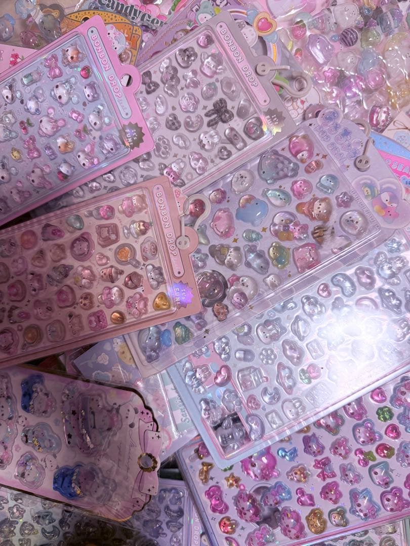 サンリオ多めお値下げ♡ボンボンドロップシール等約100点以上まとめ売り