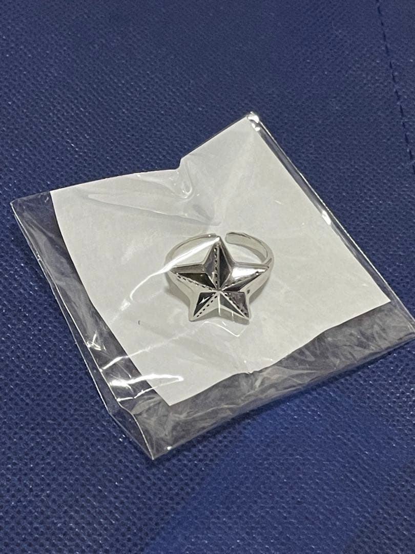 LiSA ライブ　PATCH WALK グッズ　ガチャ　リング　銀テ