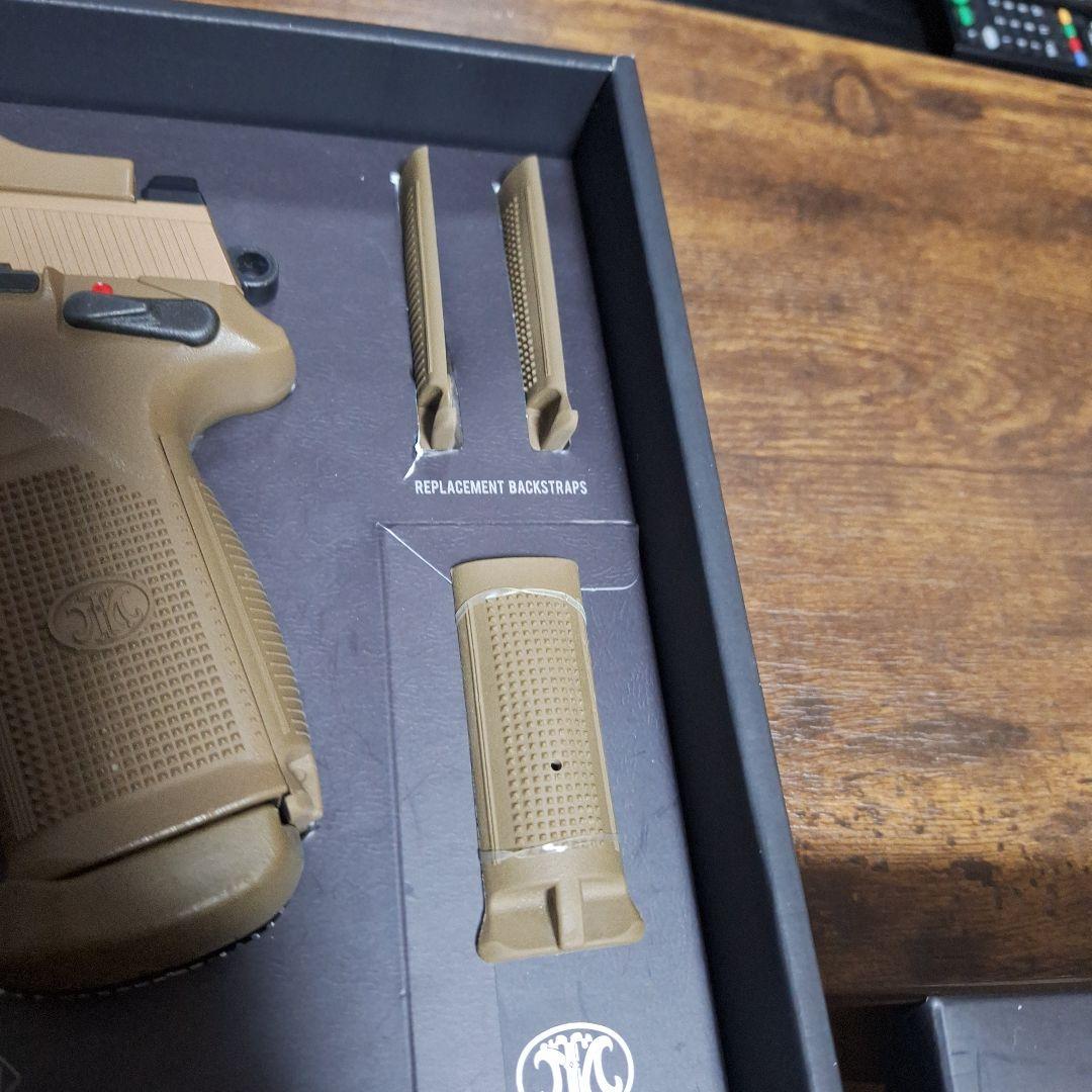 東京マルイ　FNX45 タクティカル　スペアマガジン付　マルイプロサイト付