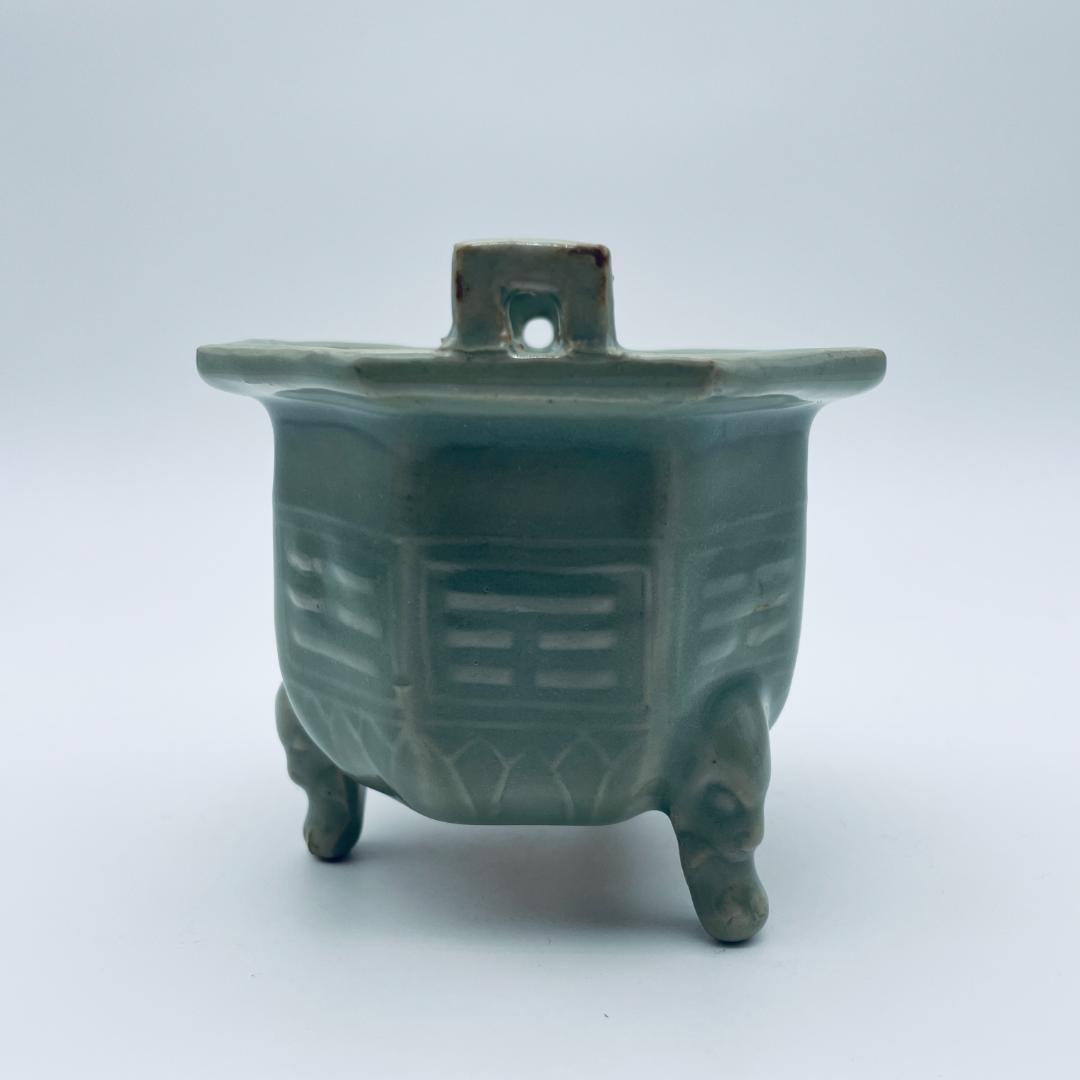 【高麗】青磁 双耳六角三足獣面 香炉 朝鮮美術 朝鮮古玩