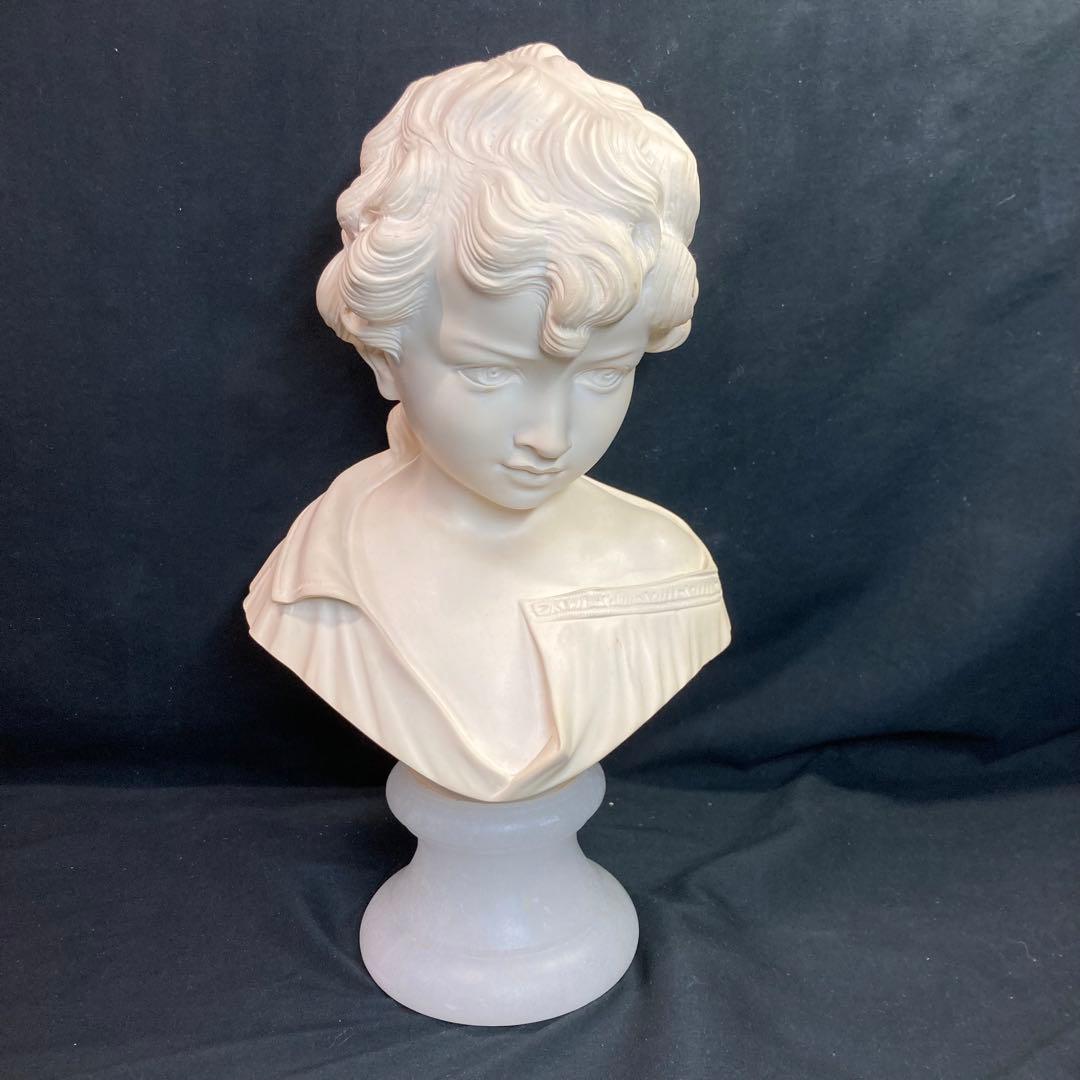 《ジュゼッペ・ペッシ》少女の胸像　白い陶器製　イタリア製