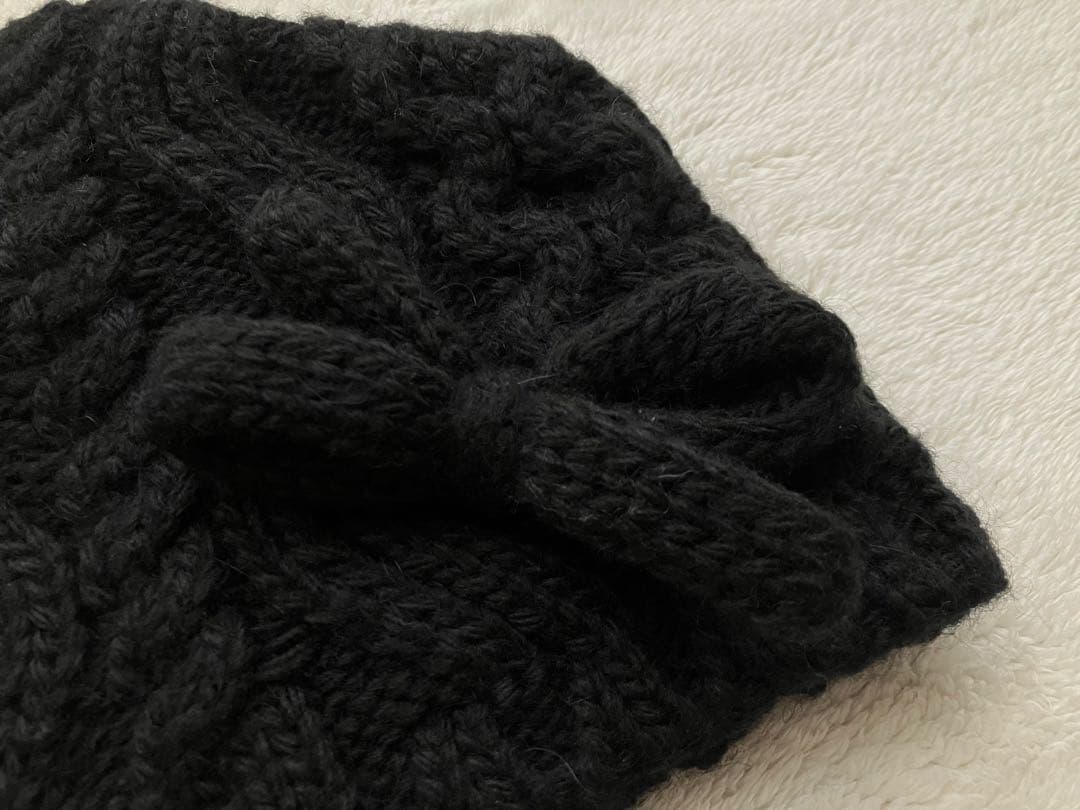 MIUMIU ミュウミュウ 黒 ケーブル編み ニット帽 リボン付き レディース