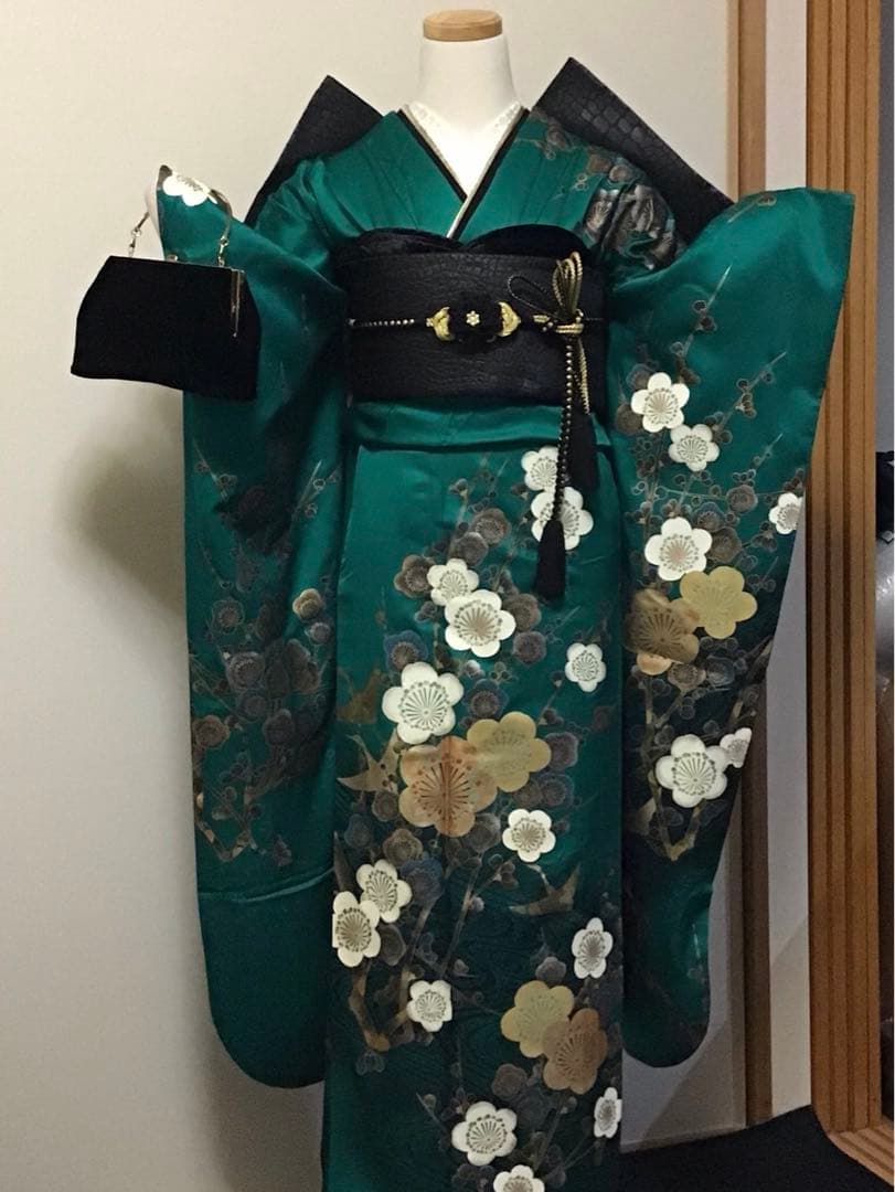 振袖フルセット　豪華　正絹　緑　金銀彩　梅　振袖6点セット　成人式
