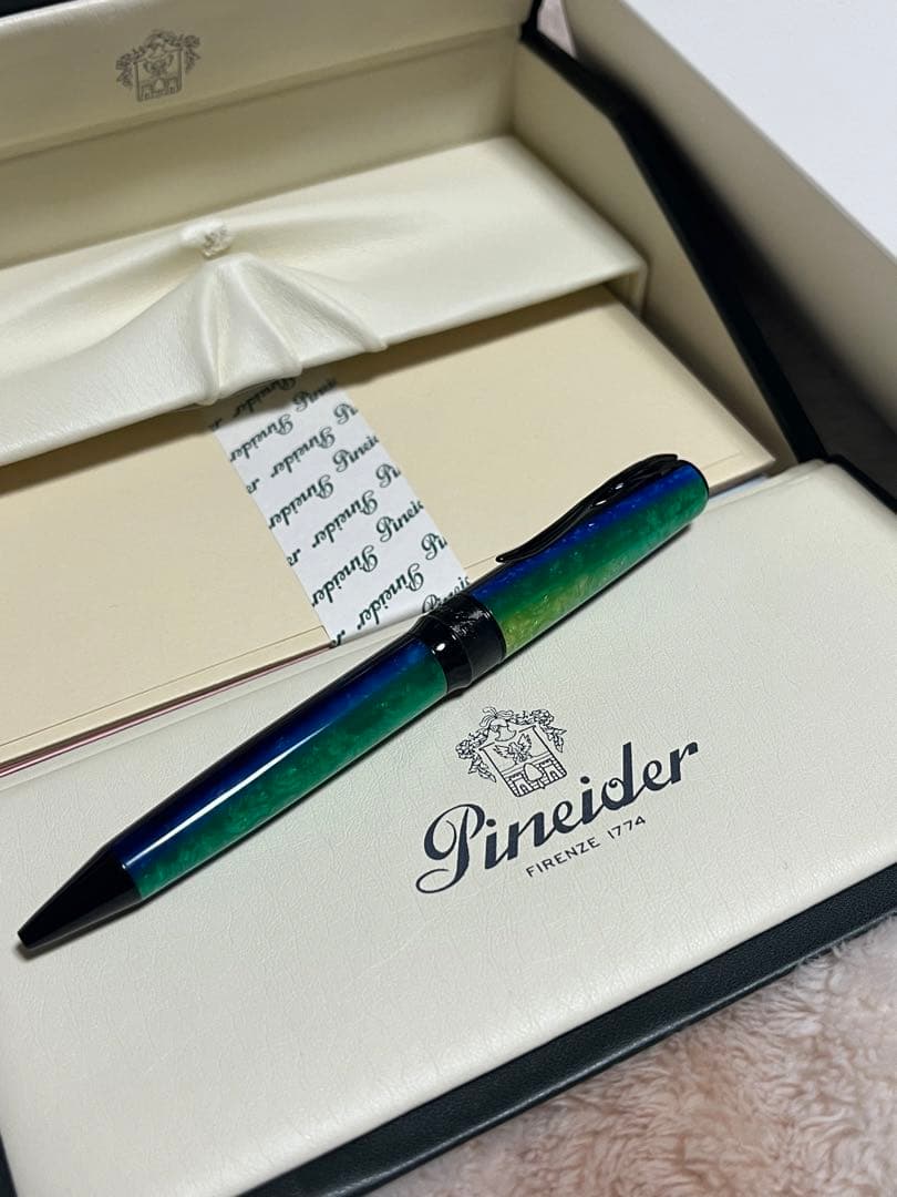 限定 新品未使用 ピナイダー ラグランデベレッツァアルコ レインボー ボールペン