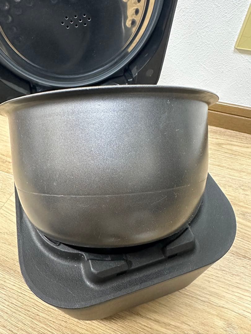 象印STAN (NW-SA10) 炊飯器5.5合炊き 黒 2019年製