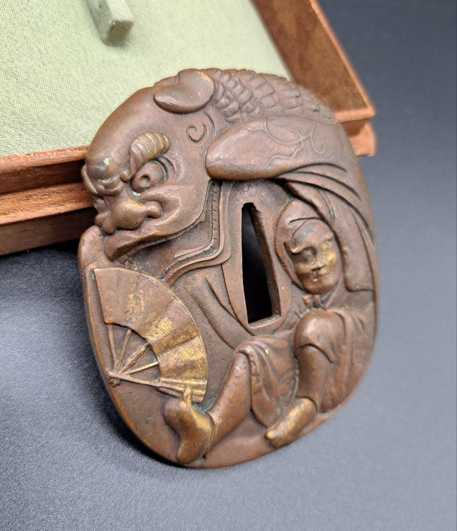 自笑庵友信 獅子舞図変わり鍔 鐔 日本刀 刀 刀装具 時代物 真剣 居合い