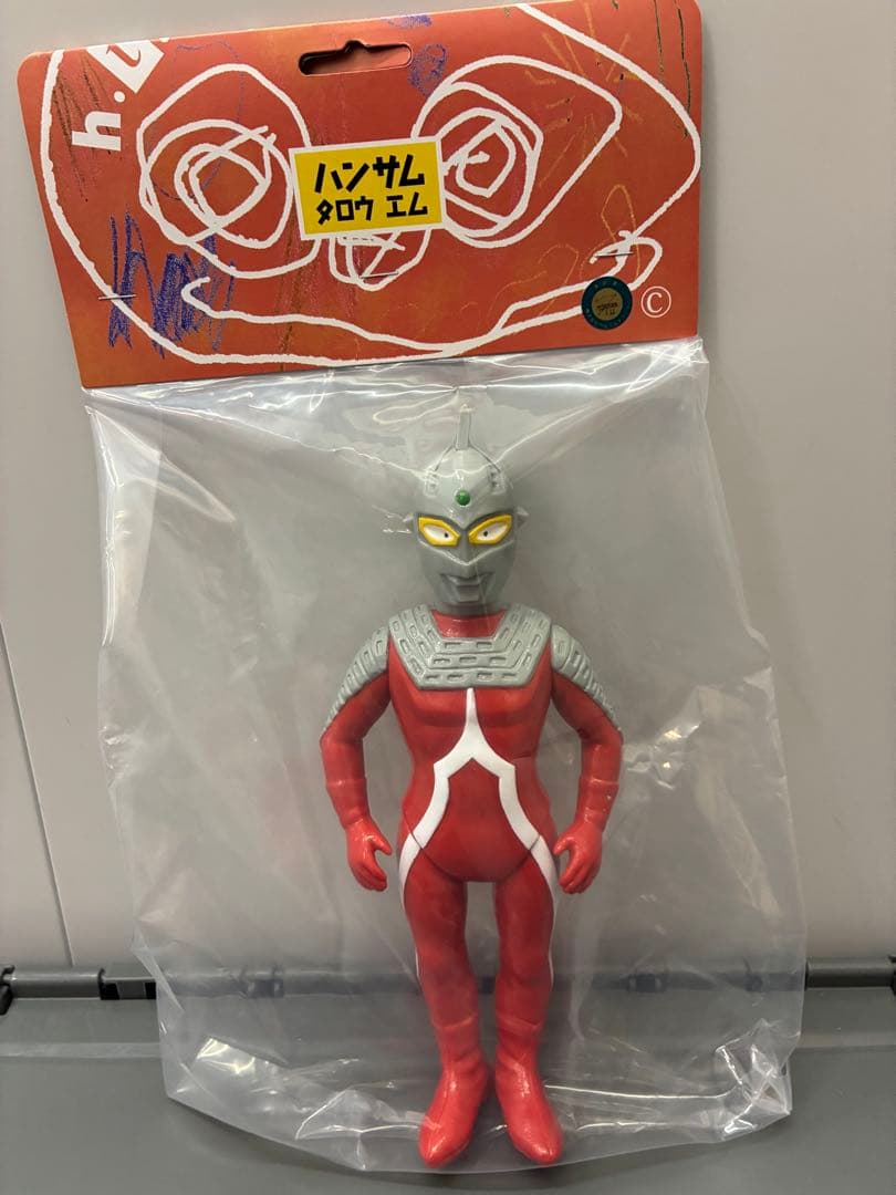 ハンサムタロウエム　ウルトラセブン　ソフビ