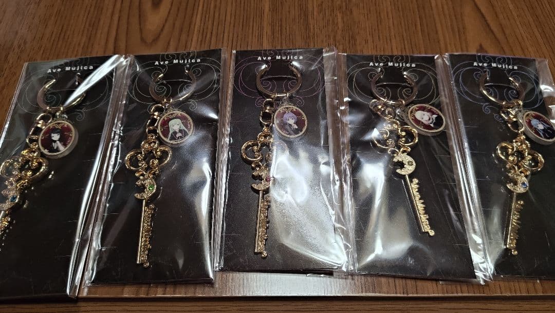 Ave Mujicaのアンティークキーホルダー 5個セット