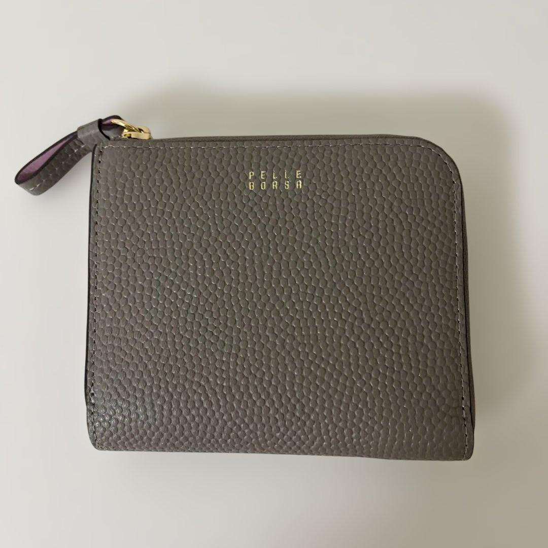 PELLE BORSA 二つ折り財布