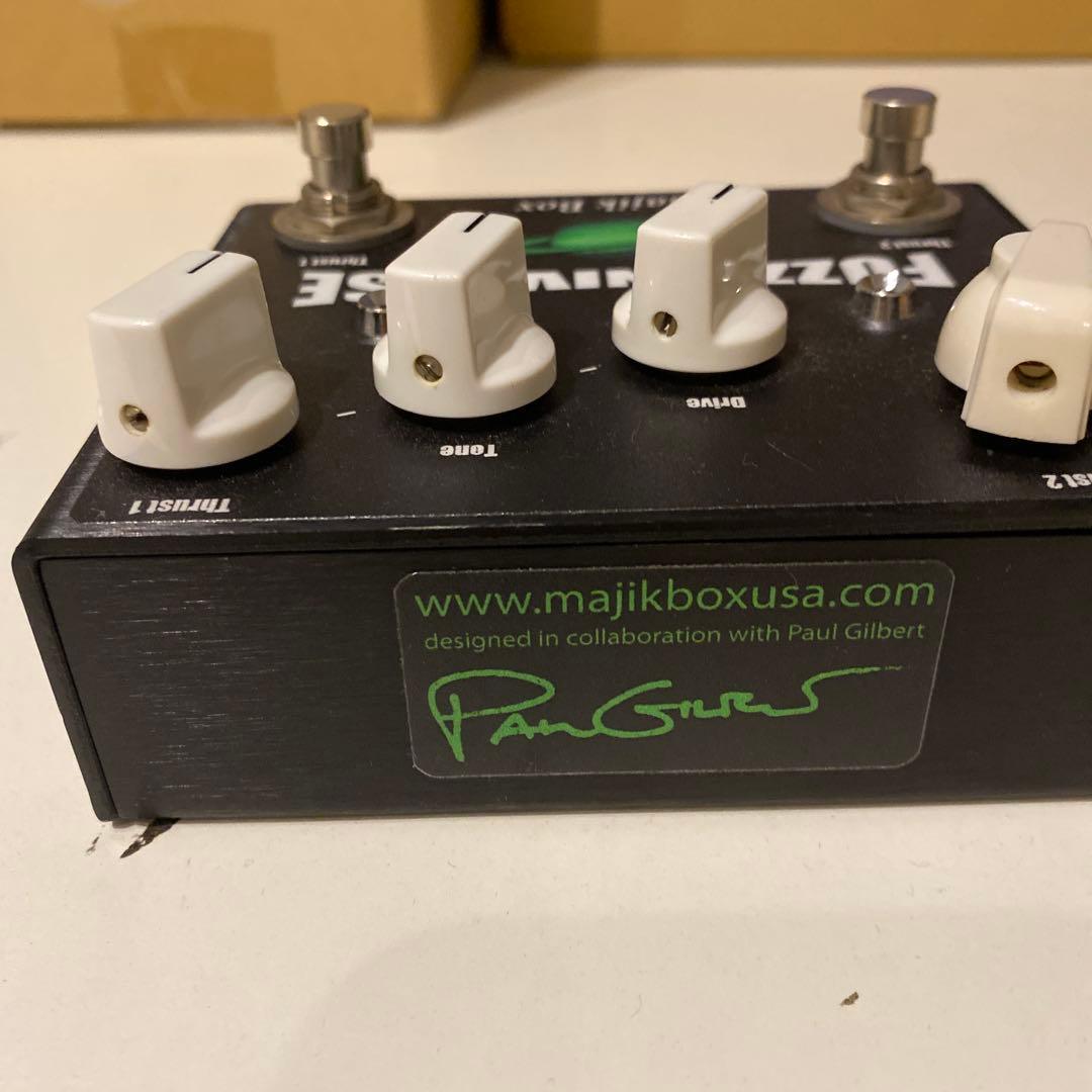 Majik Box Fuzz Universe ギターエフェクター