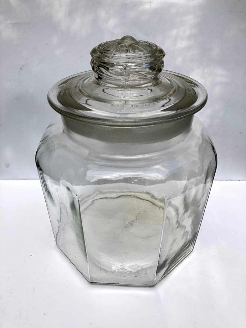 アンティーク　八角形ガラス保存容器　７０年以上前の物