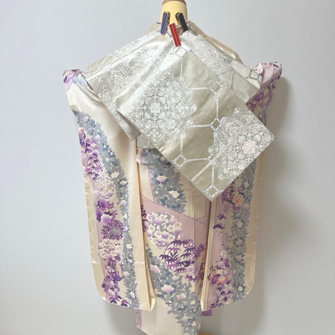 361 振袖フルセット 正絹 オフホワイト 白 薄紫 銀彩 駒刺繍 フェミニン