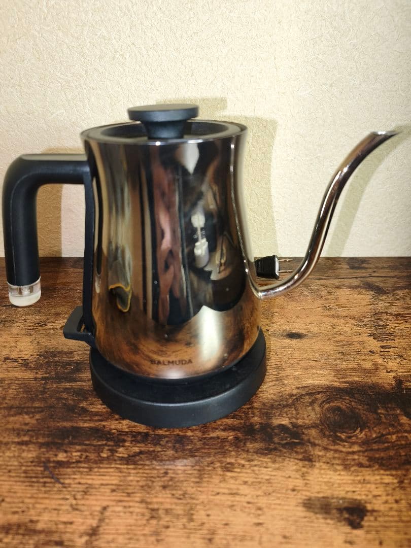 希少バルミューダ 電気ケトル The Pot K22A-CR クローム 廃盤品