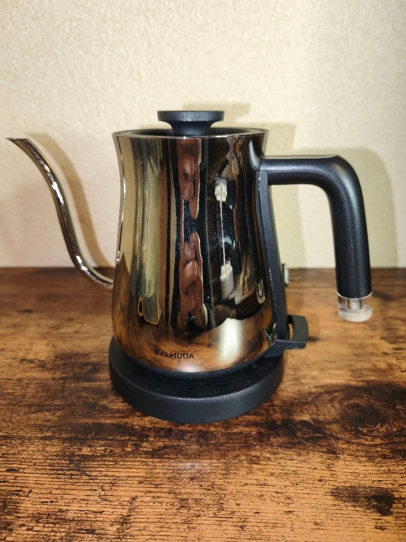 希少バルミューダ 電気ケトル The Pot K22A-CR クローム 廃盤品