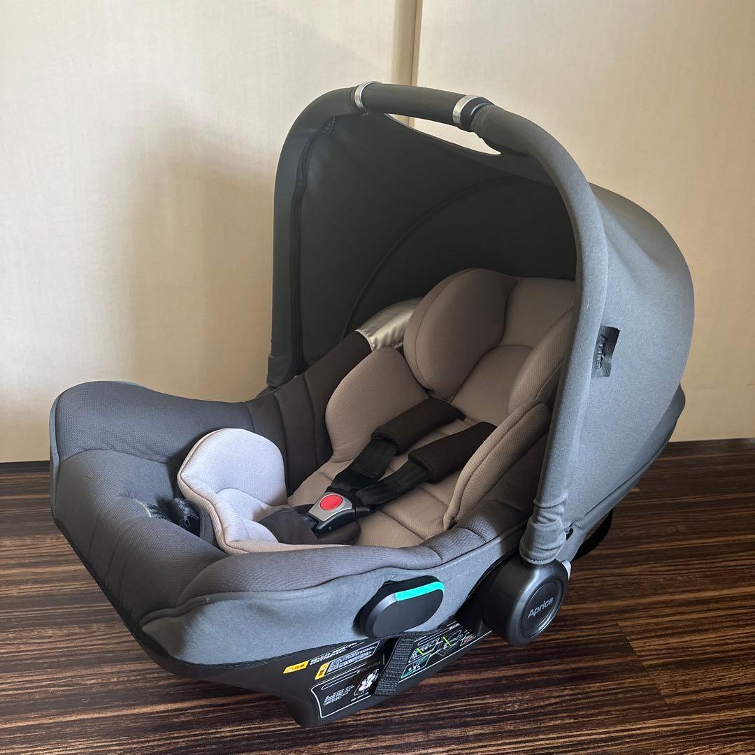 【美品】アップリカ ベビーシート エアキャリー AB シートベルト固定 R129
