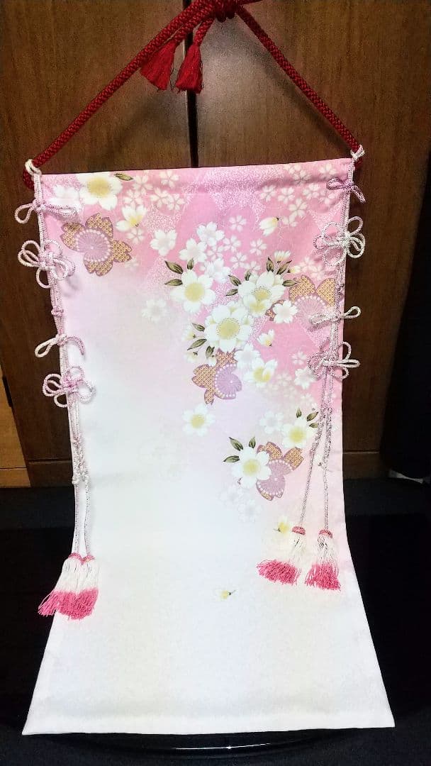 ナナちゃん大人でも飾りたくなるモダン親王飾りお雛様