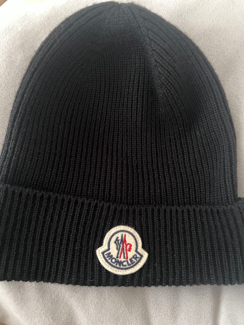 未使用品 MONCLER ブラック ニット帽