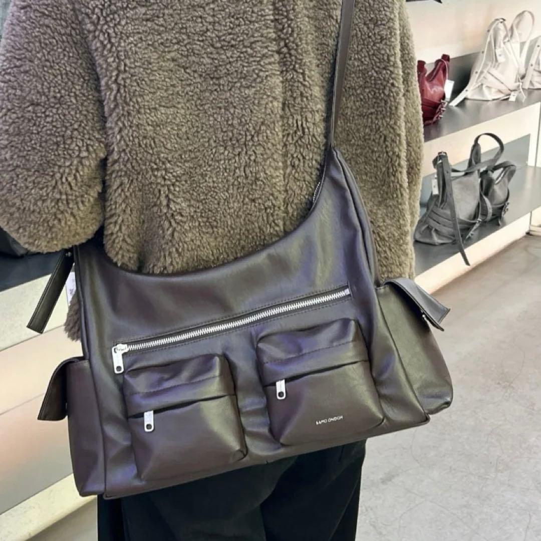 ◼︎Samo Ondoh ブラック ショルダーバッグ