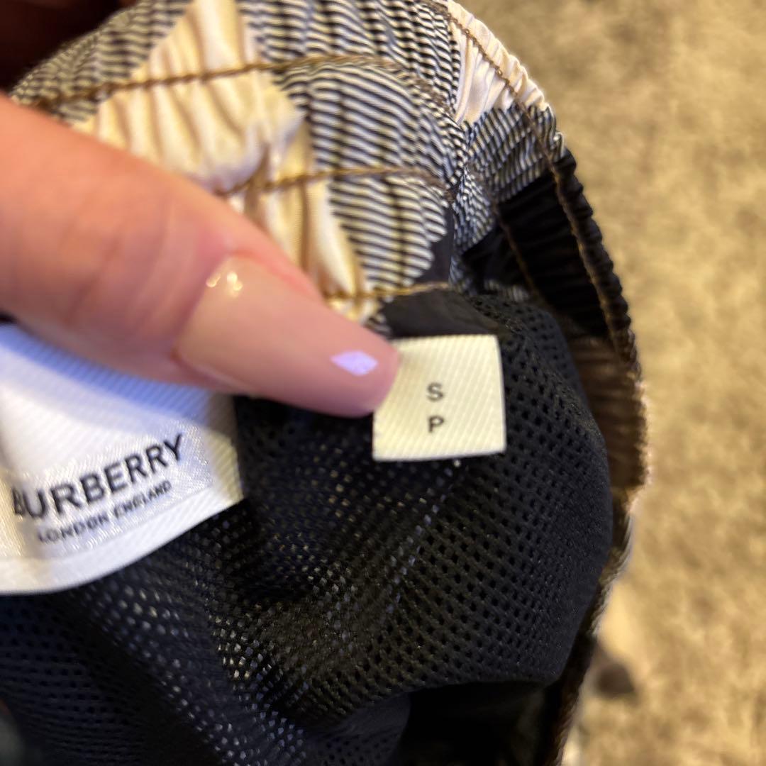 Burberry 水着　ショーツ　メンズ　Sサイズ