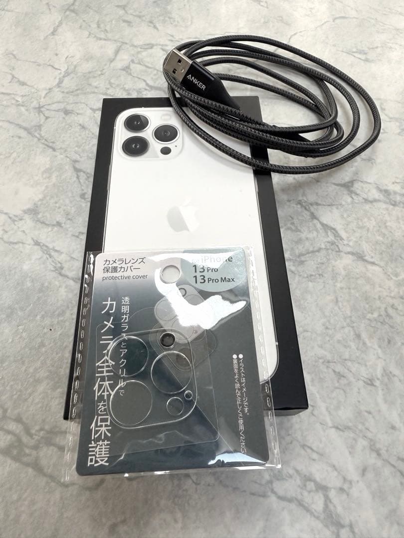 iPhone 13 Pro Max 本体ANKERケーブル➕レンズ保護カバー
