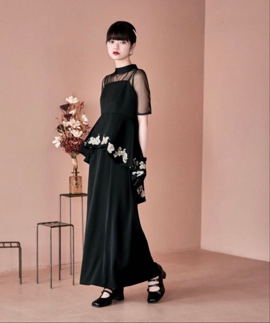 【お呼ばれ】etoll. 刺繍ペプラムビスチェ＆Iラインドレスセットアップ