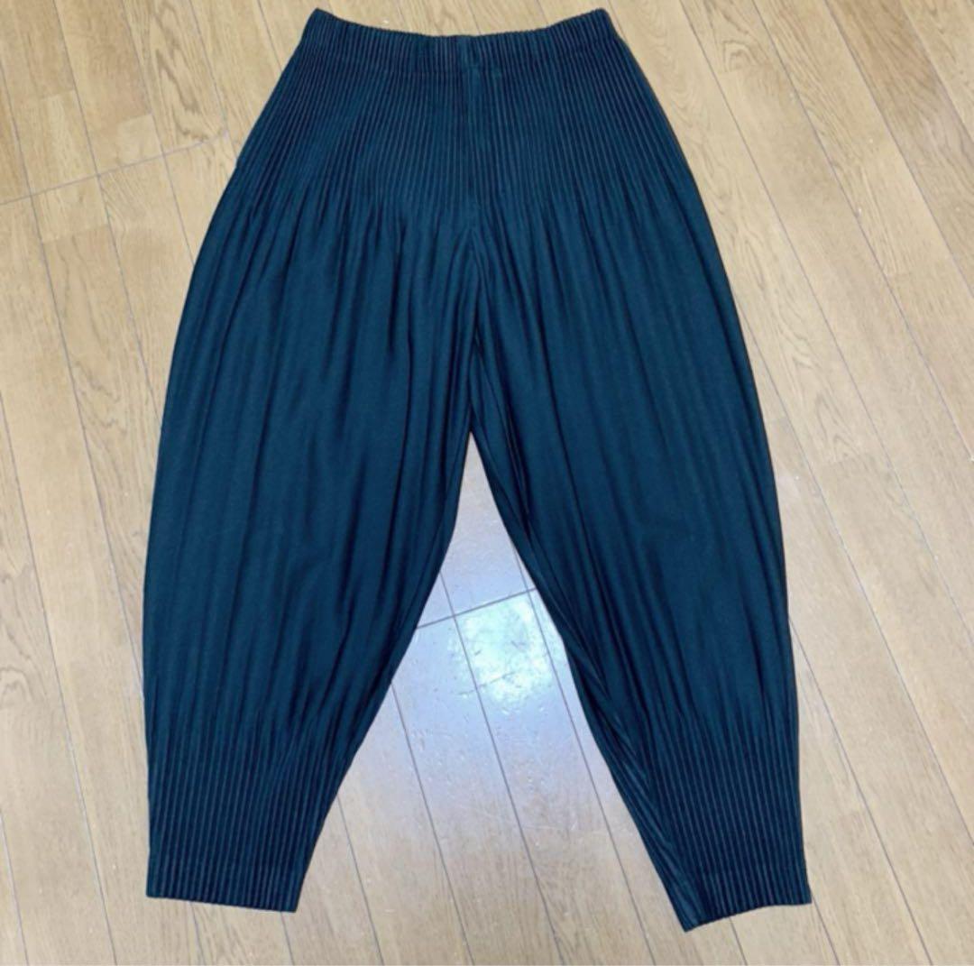 オムプリッセ パンツ 黒 イッセイミヤケ