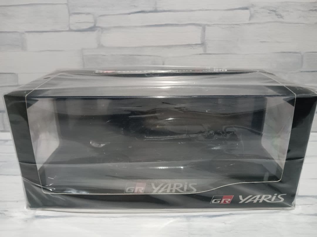 1/30 トヨタ　カラーサンプルミニカー　新型GRヤリス　プレシャスブラック