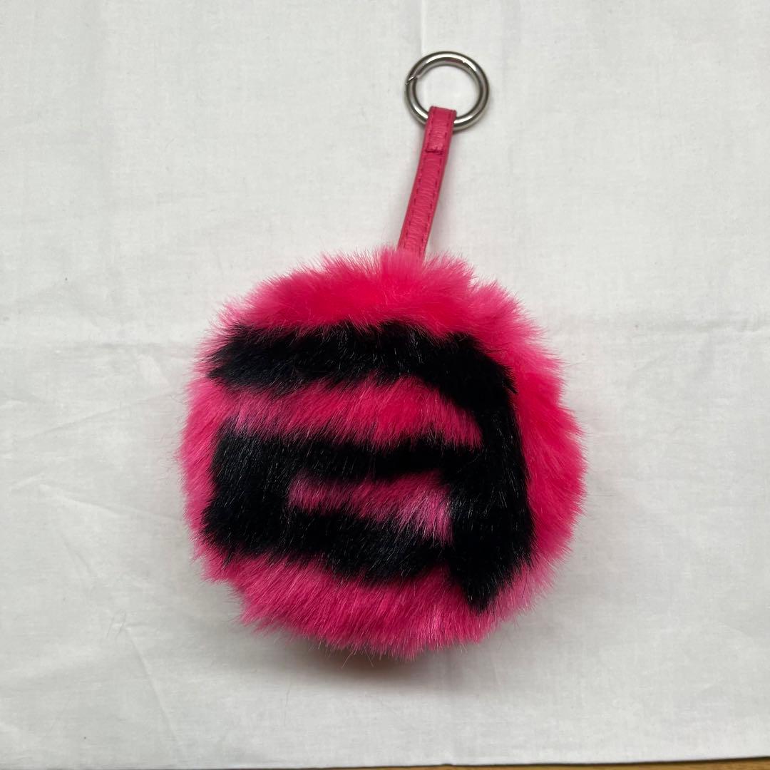 BIGBANG LAST DANCE G-DRAGON ジヨン　ファーチャーム